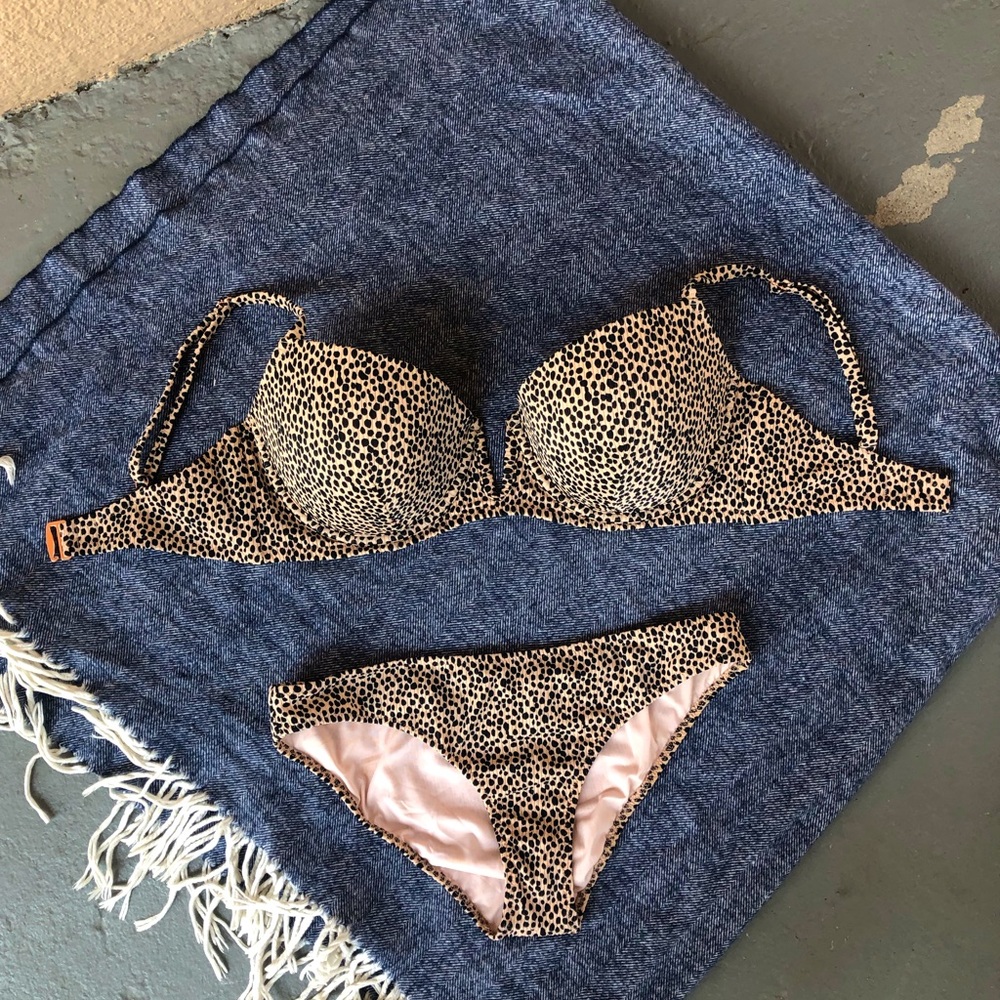 Shade & Shore Animal Print Wire Ribbed Bikini